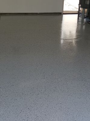 Before & After Epoxy Flooring in Columbus, IN (6)