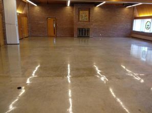 Before & After Floor Stripping & Waxing in Colombus, IN (4)